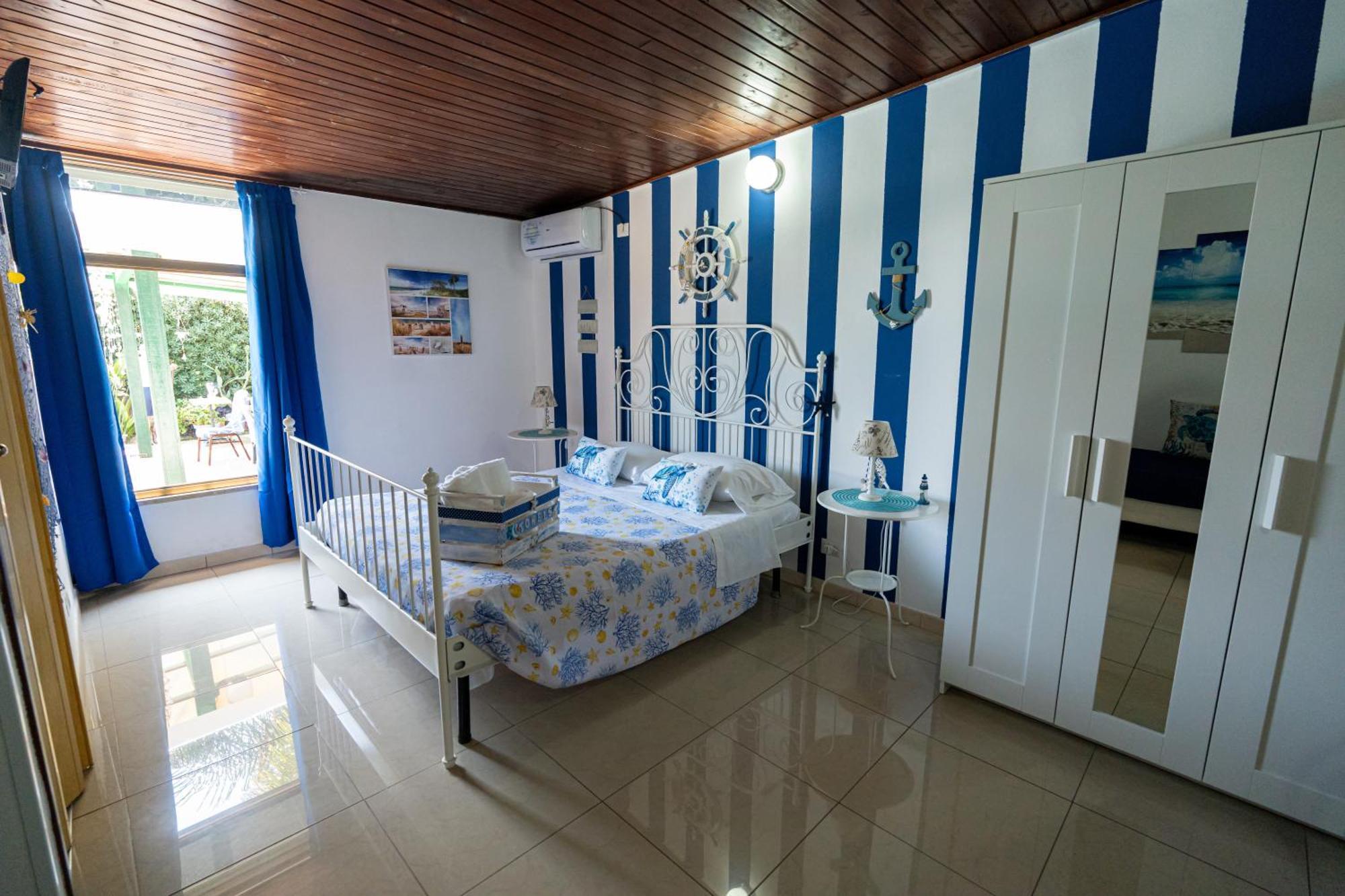 Oasi Del Gabbiano Bed & Breakfast Сиракуза Екстериор снимка